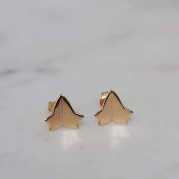 "Murgröna" earrings in gold