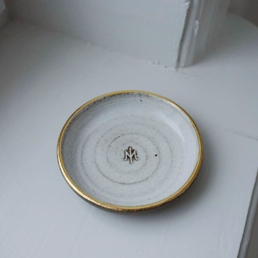 Jewelry tray white with golden edge