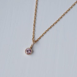 "Twinkle" pendant in gold with a light pink morganite