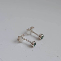 "Twinkle" earrings in silver with green tourmalines