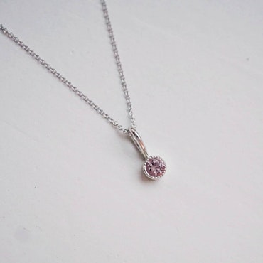 "Twinkle" pendant in silver with a morganite