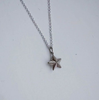 "Star" hänge i vitguld