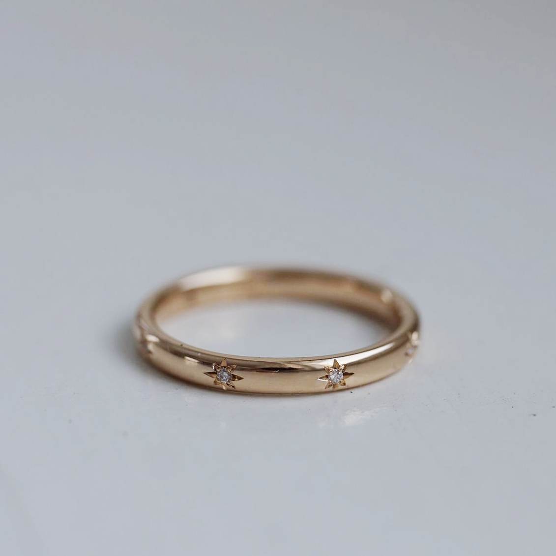 "Nova" ring in gold, choose gemstones
