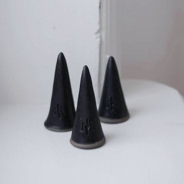 Ring cone black