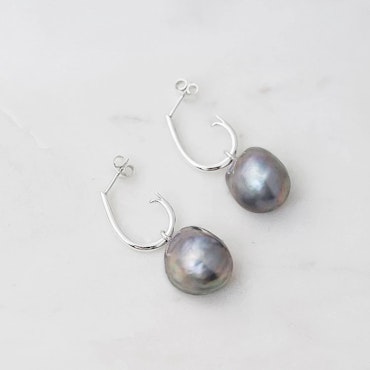 Big grey baroque freshwater pearl pendants on "Drop Hoops"