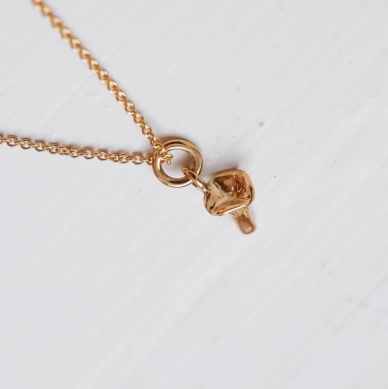 "Chantarelle" in gold