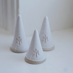 Ring cone white