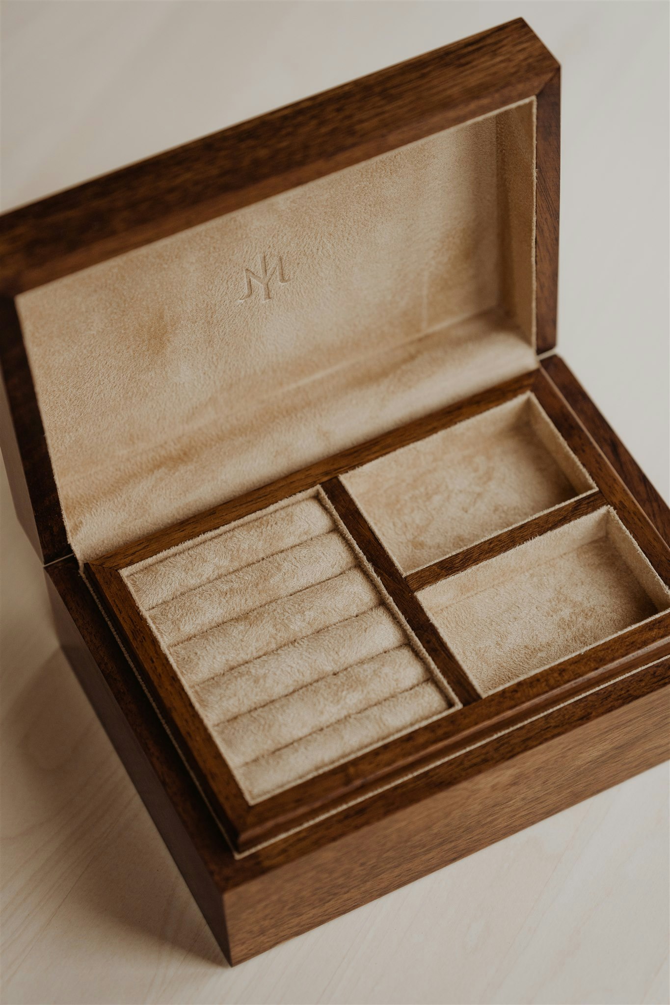 The jewelry box