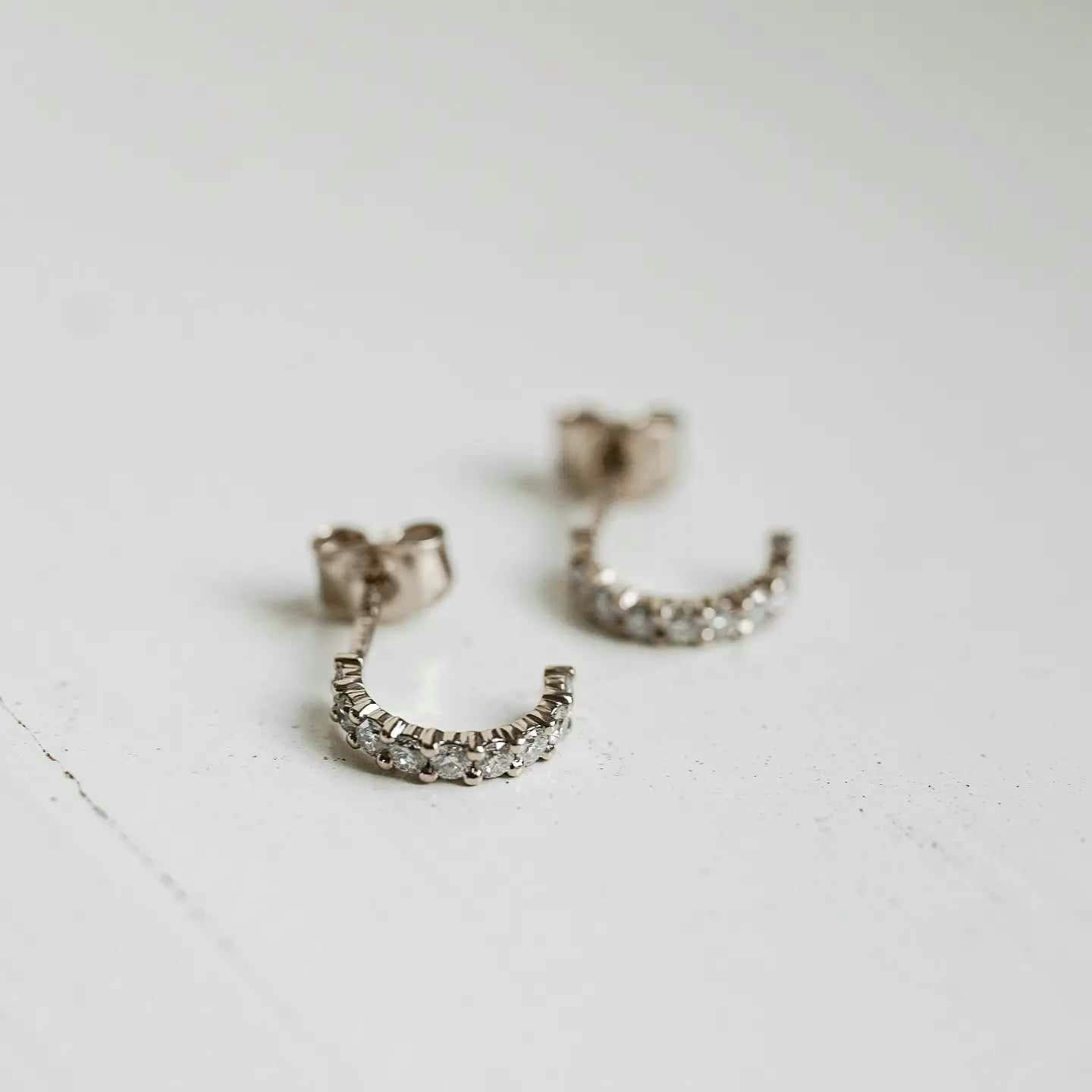 "Barbarella" earrings in gold with diamonds