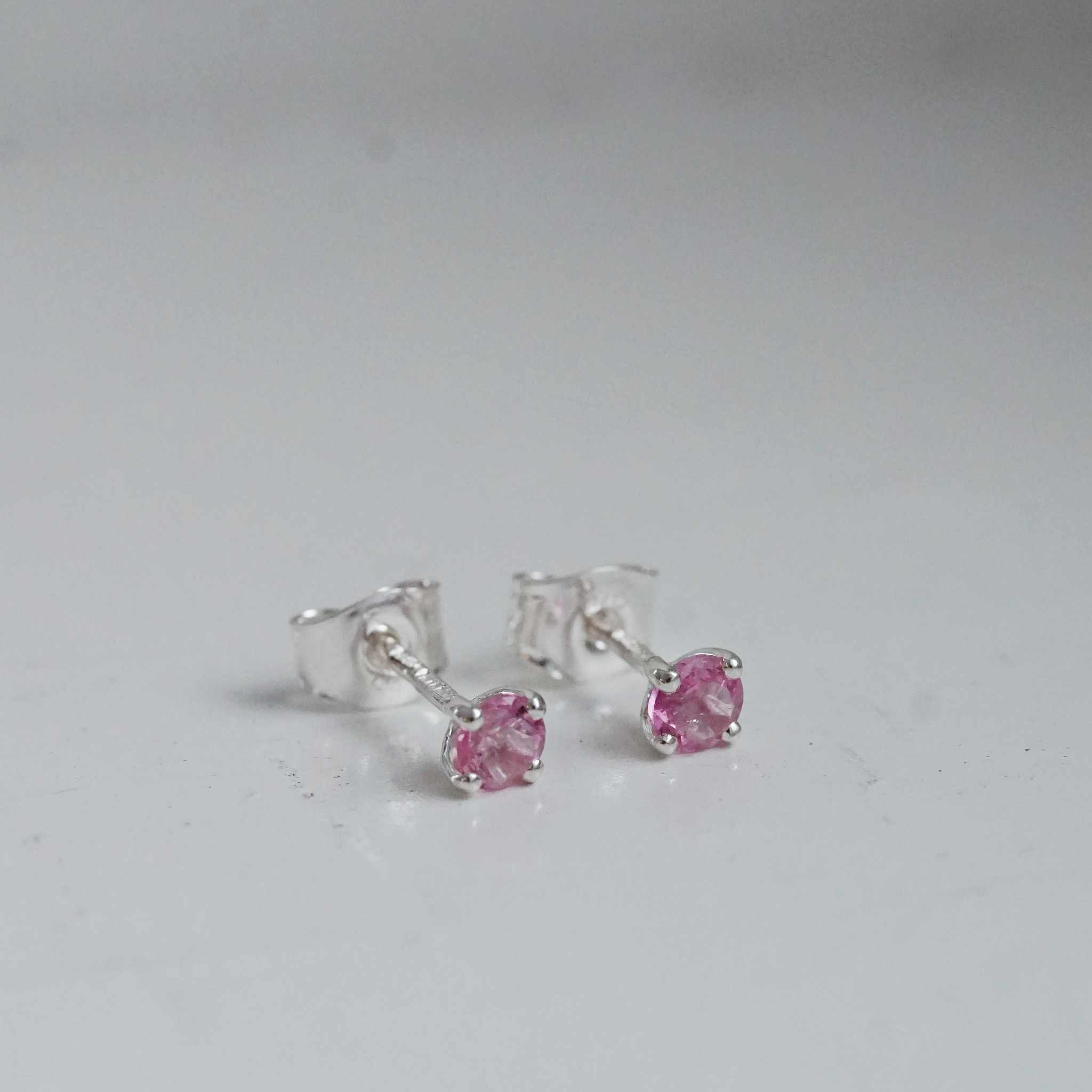 "Stellar" earstuds in silver with pink tourmaline