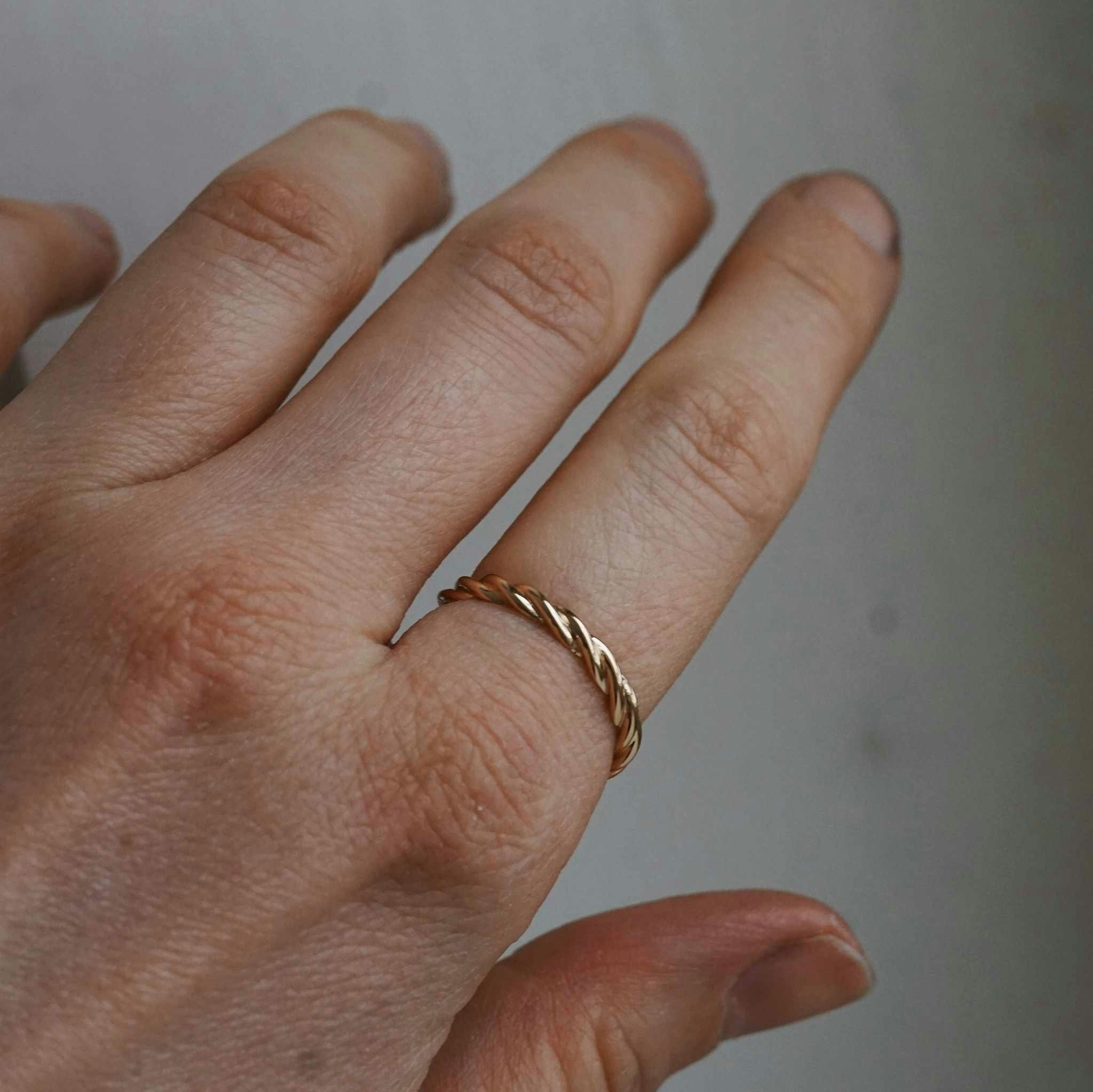 "Elsa" ring in gold