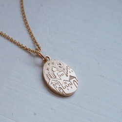 "Visby" pendant with hand engraving