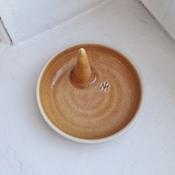 Combination tray ocher