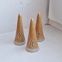 Ring cone ocher