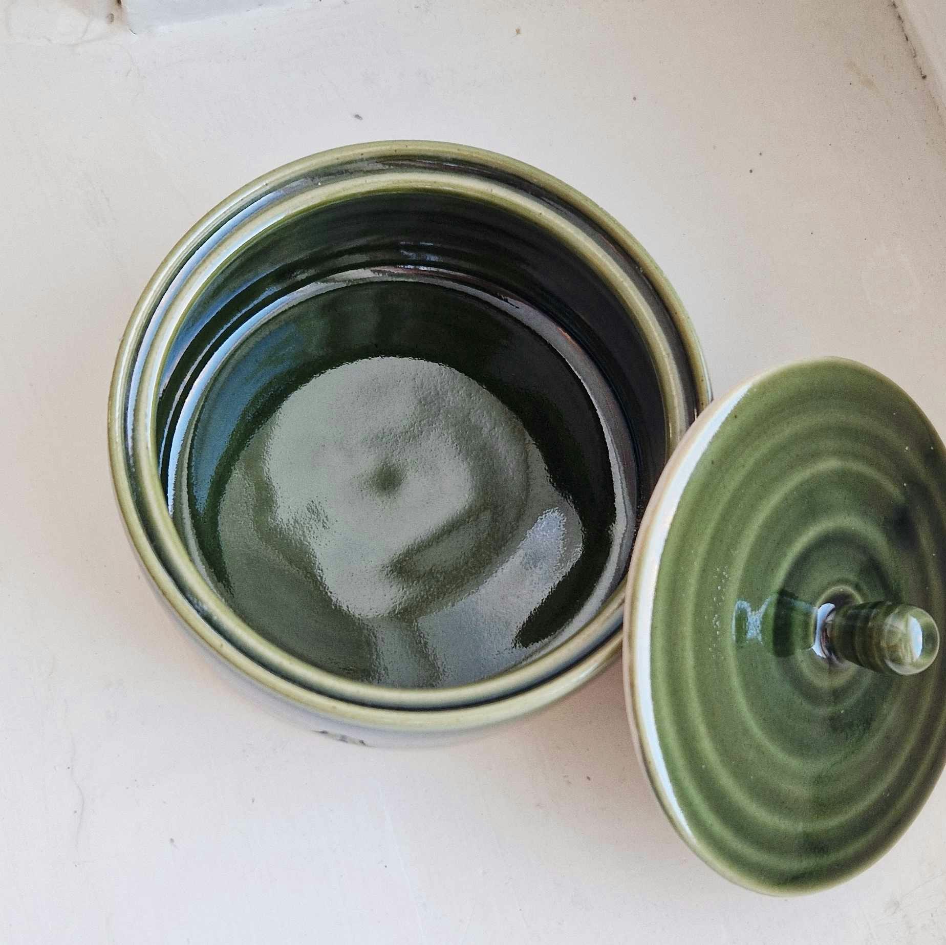 Ceramic jewelry box dark green