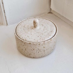 Ceramic jewelry box nude dot