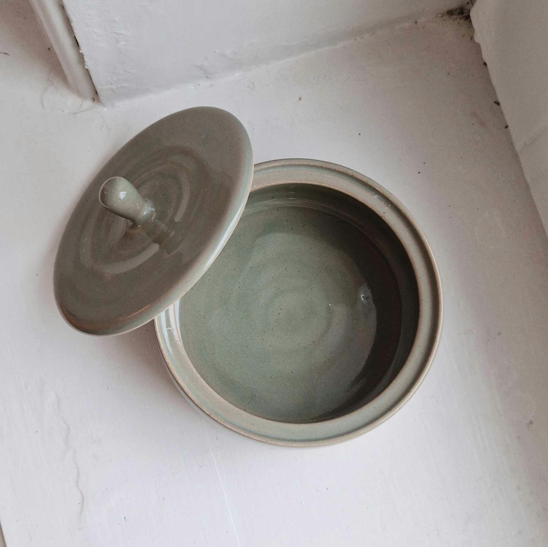 Ceramic jewelry box sage