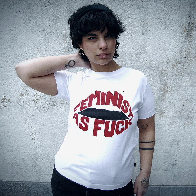 Feminist lips t-shirt(M)
