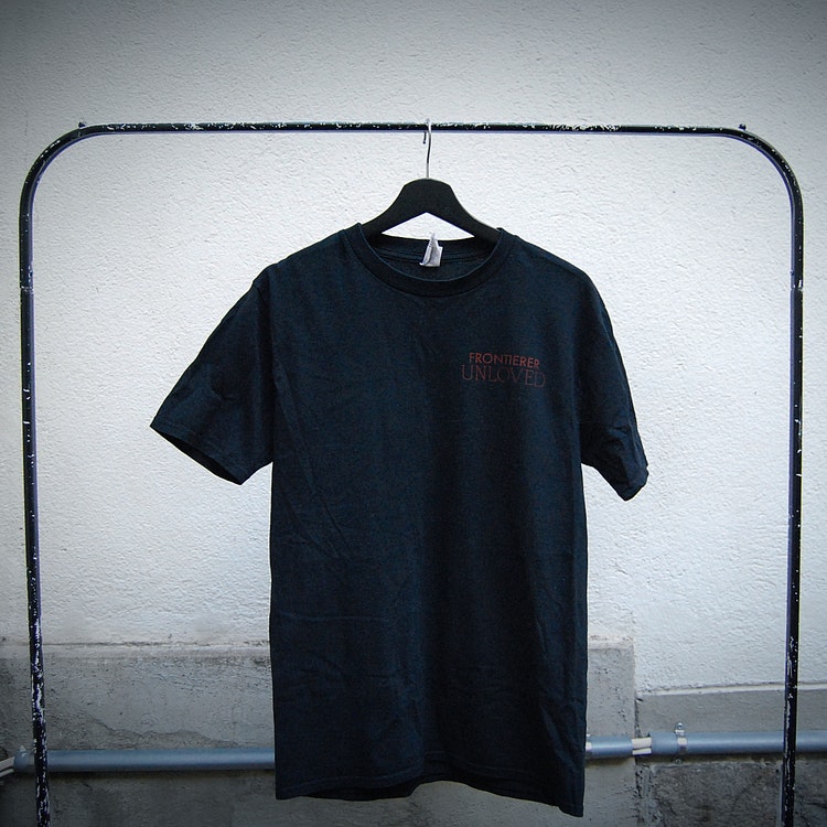 Unloved t-shirt (M)