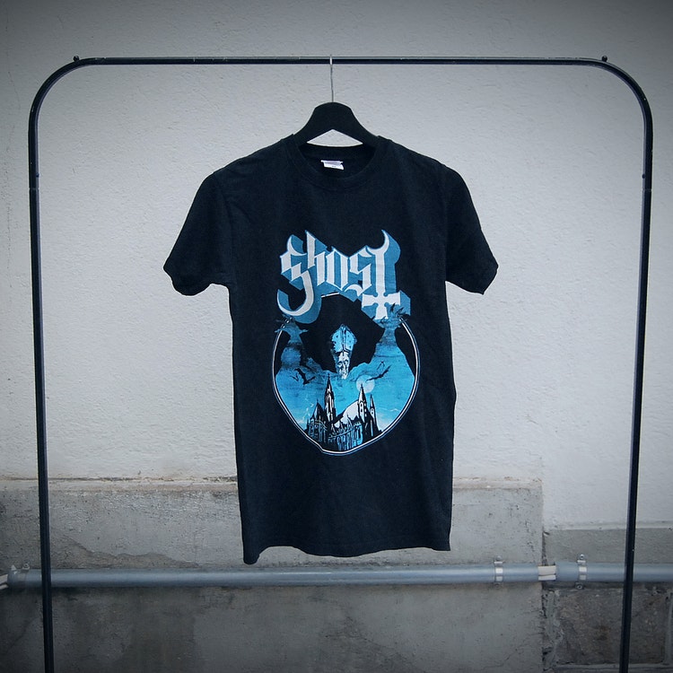 Ghost t-shirt (S)