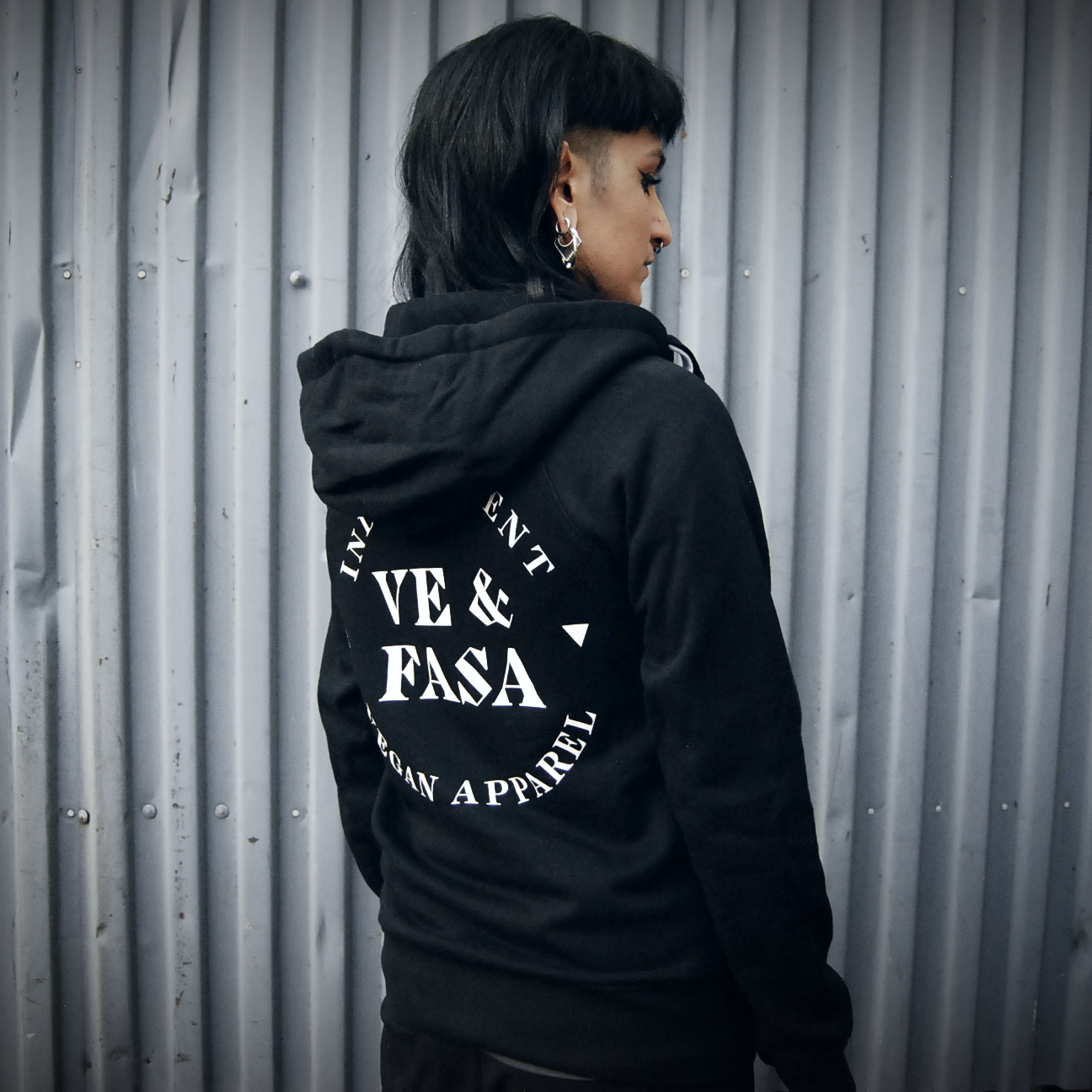 Ve & fasa logo hoodie (XS)