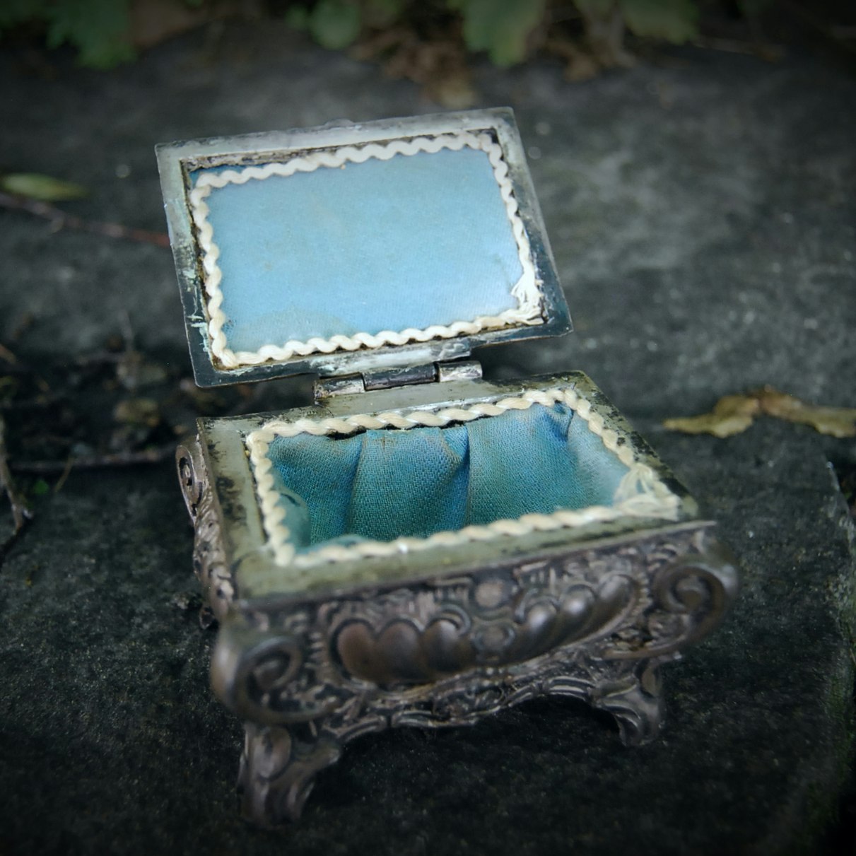 Jewelry box