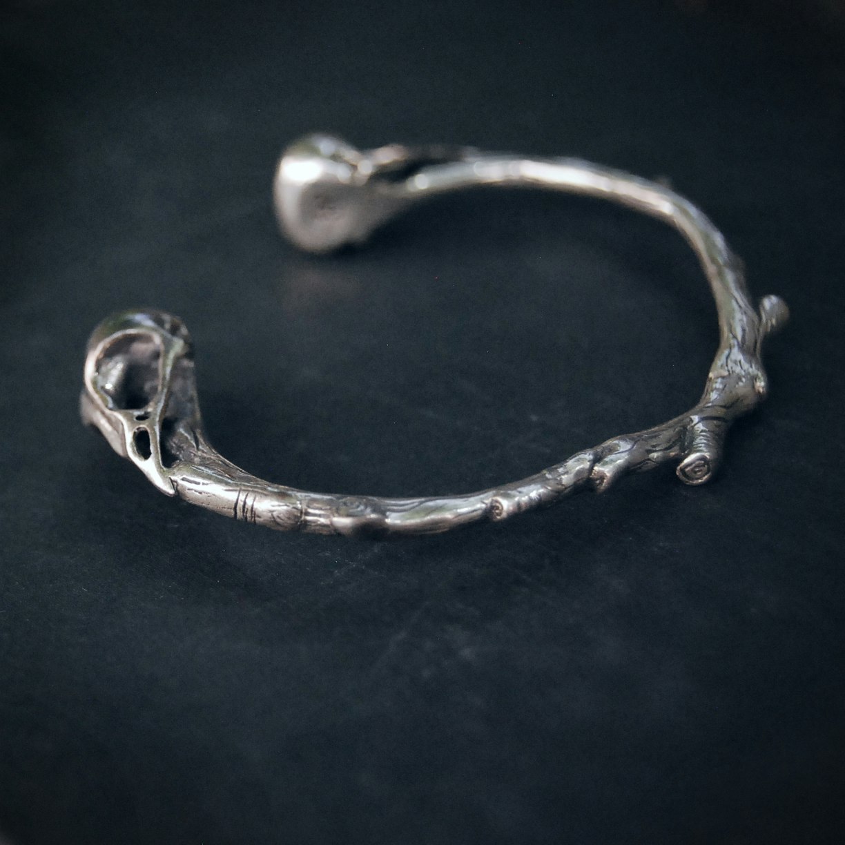 Raven skull bracelet - Tyvodar