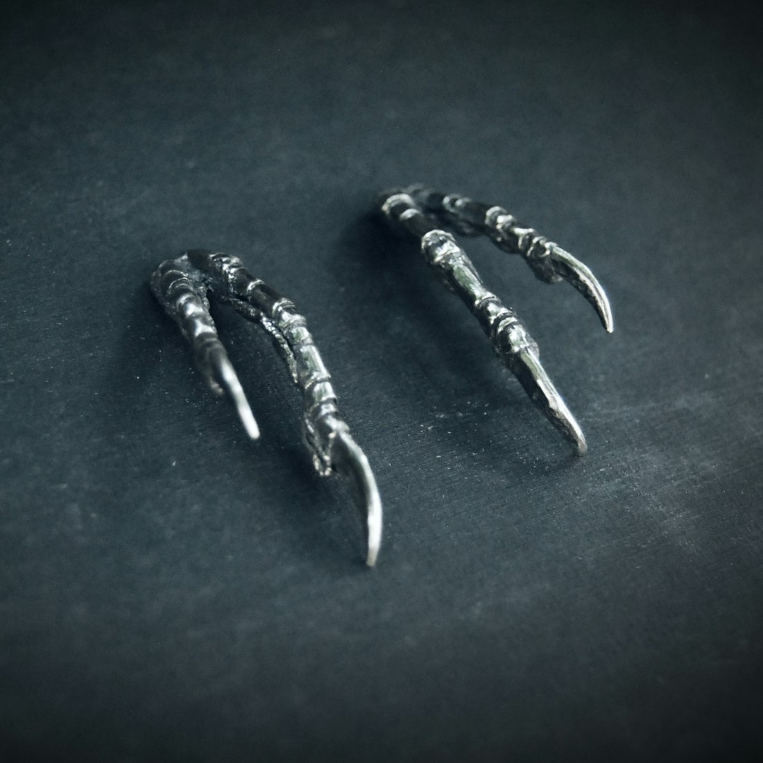 Double Talon earring