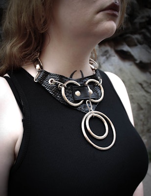 Armour halsband silver
