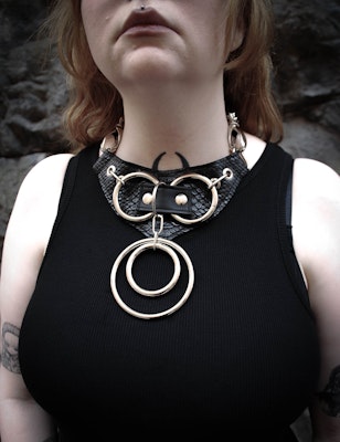 Armour halsband silver