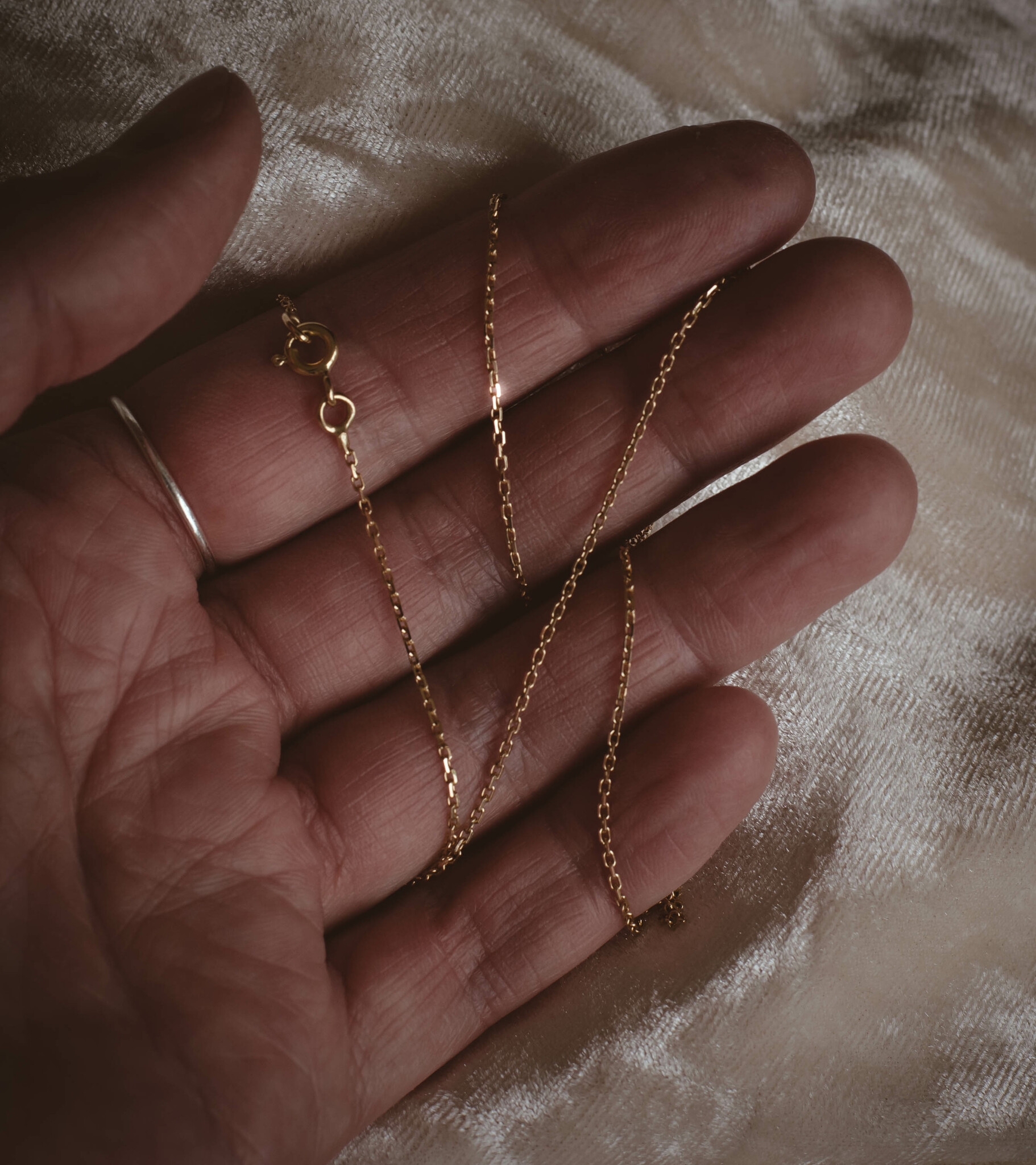 ''Faceted Anchor Chain'' 18k red gold