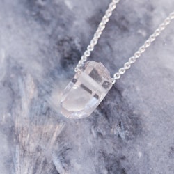 Silver necklace with a Swedish rock crystal