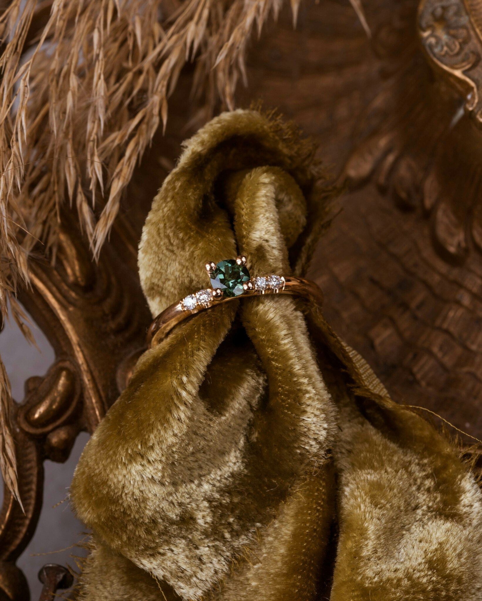 ''Skog'' Gold ring with Tourmaline and diamonds