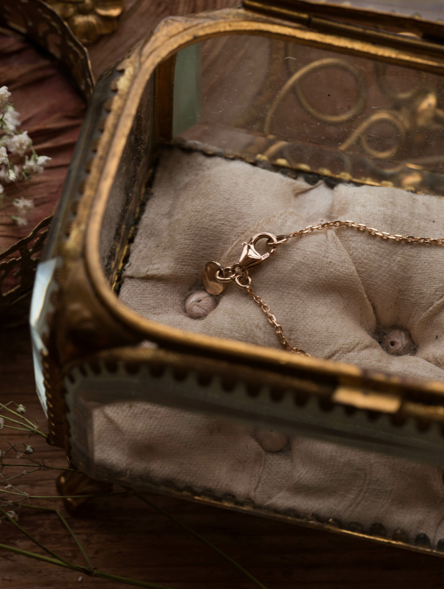 ''Skir'' Chain bracelet in 18k red gold
