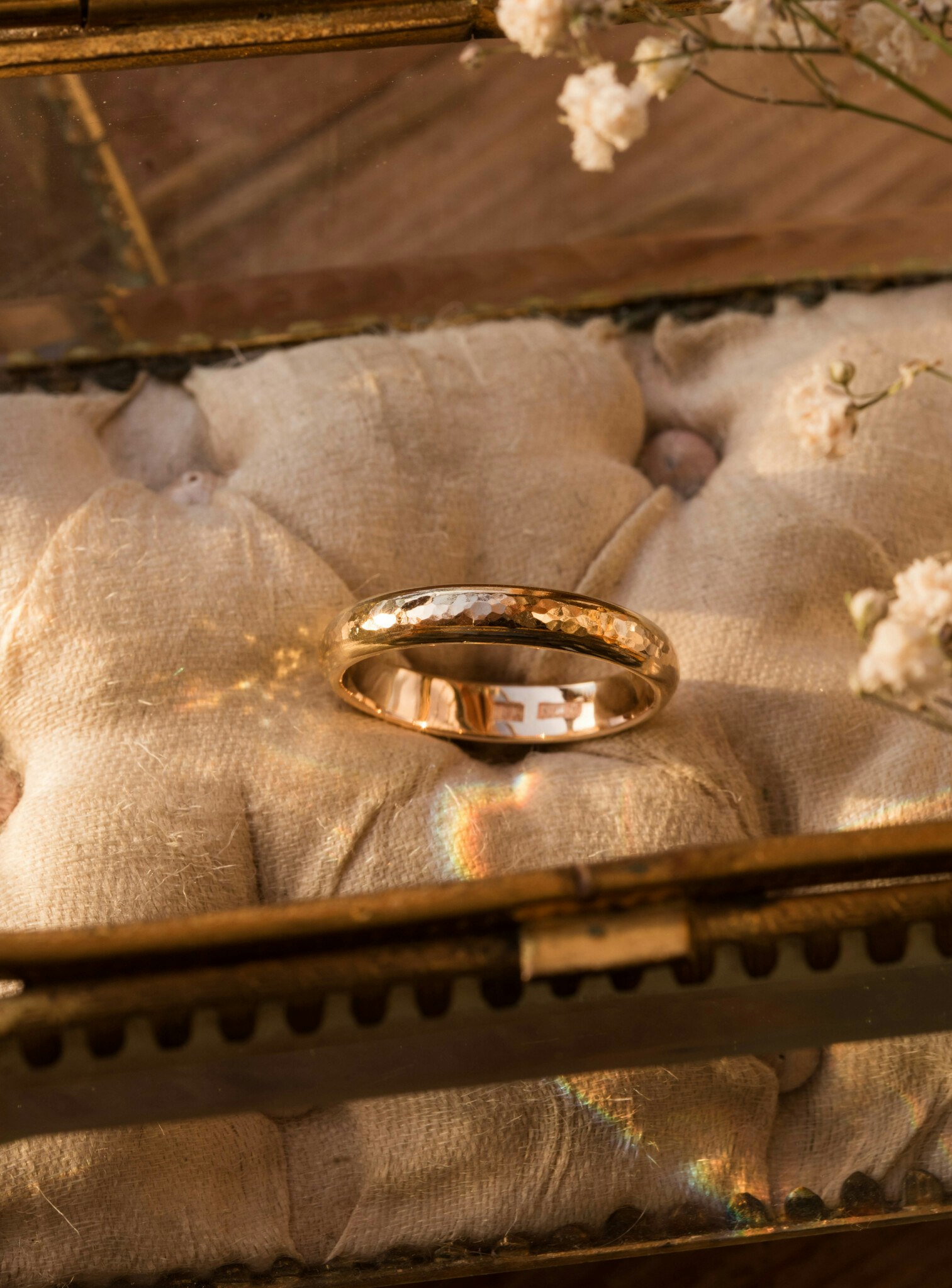 ''Vala'' Hammered 18k Red Gold Ring