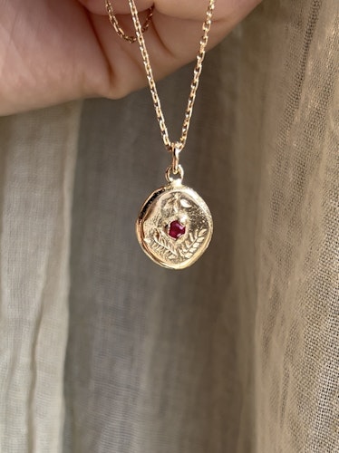 18k Yellow Gold Ancient Ruby Pendant