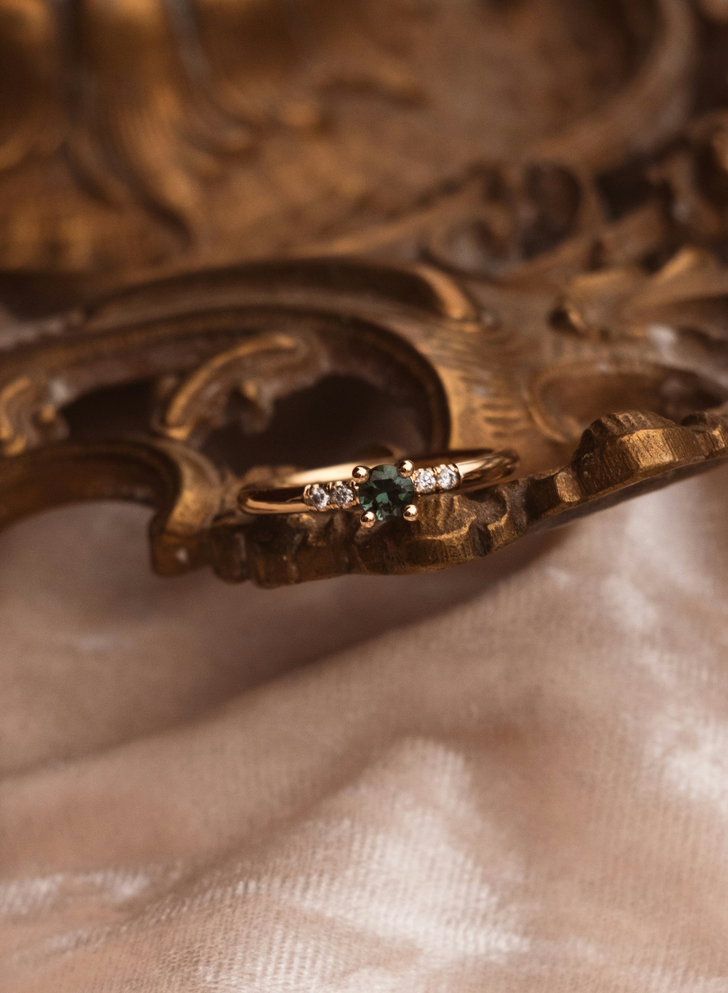 ''Skog'' 18k Red or White Gold Ring