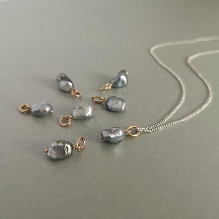 keshi pearl pendant 18k gold silver chain pärlhänge guld kedja