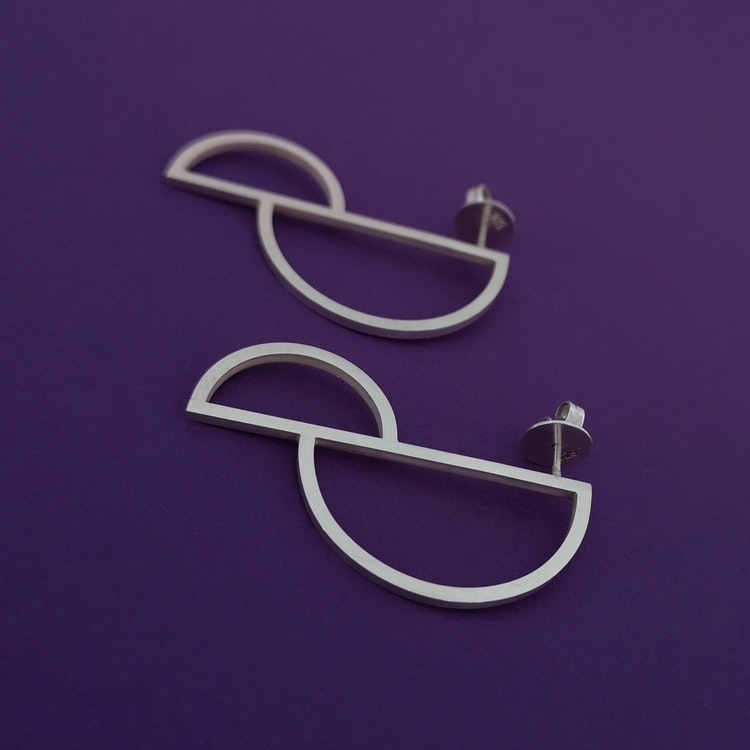 handmade geometric statement earrings silver handgjorda geometriska örhängen