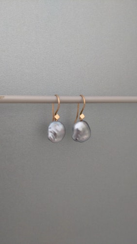 Tetra Tahiti Keshi Pearls