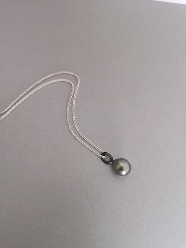Margarita Pendant with Tahitian Pearl