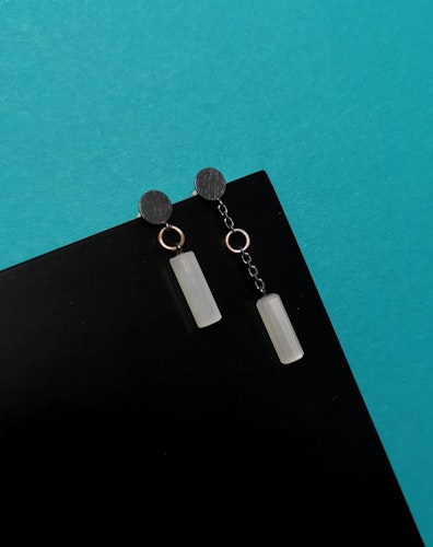 Assymetrical Earrings with White Moonstone