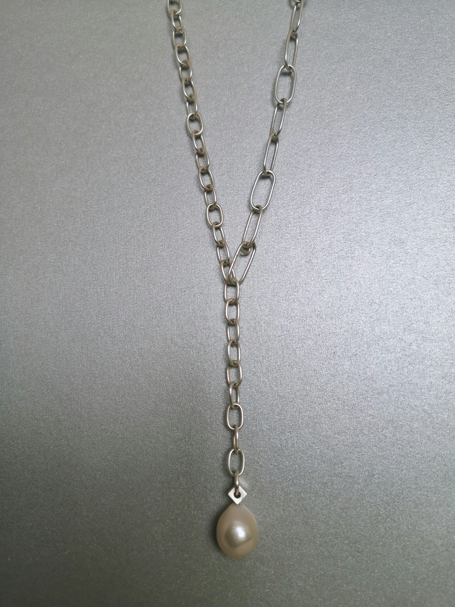 Tessella Chain with Freshwater Pearls