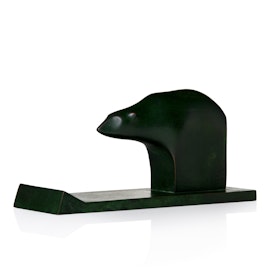"Isbjörn" - grönpatinerad brons på  sockel.