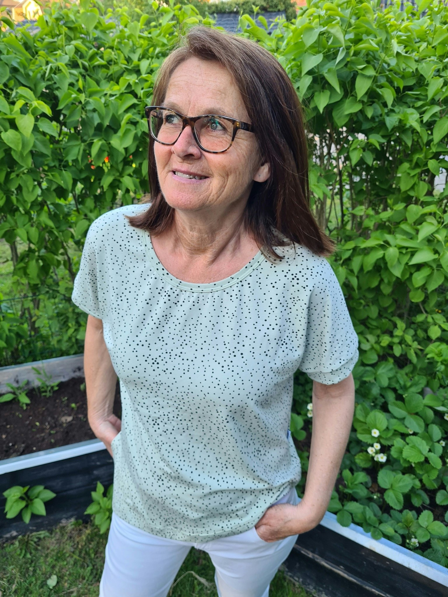 Ljusgrön TOPP - prickig