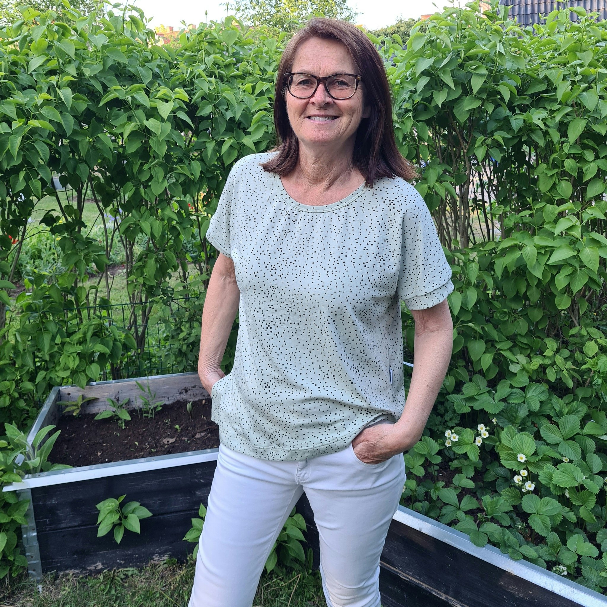 Ljusgrön TOPP - prickig
