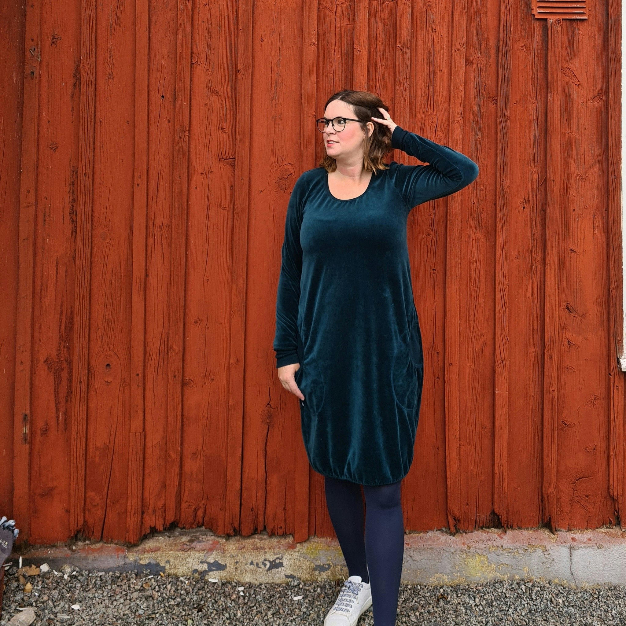 VELOURKLÄNNING - JADEGRÖN