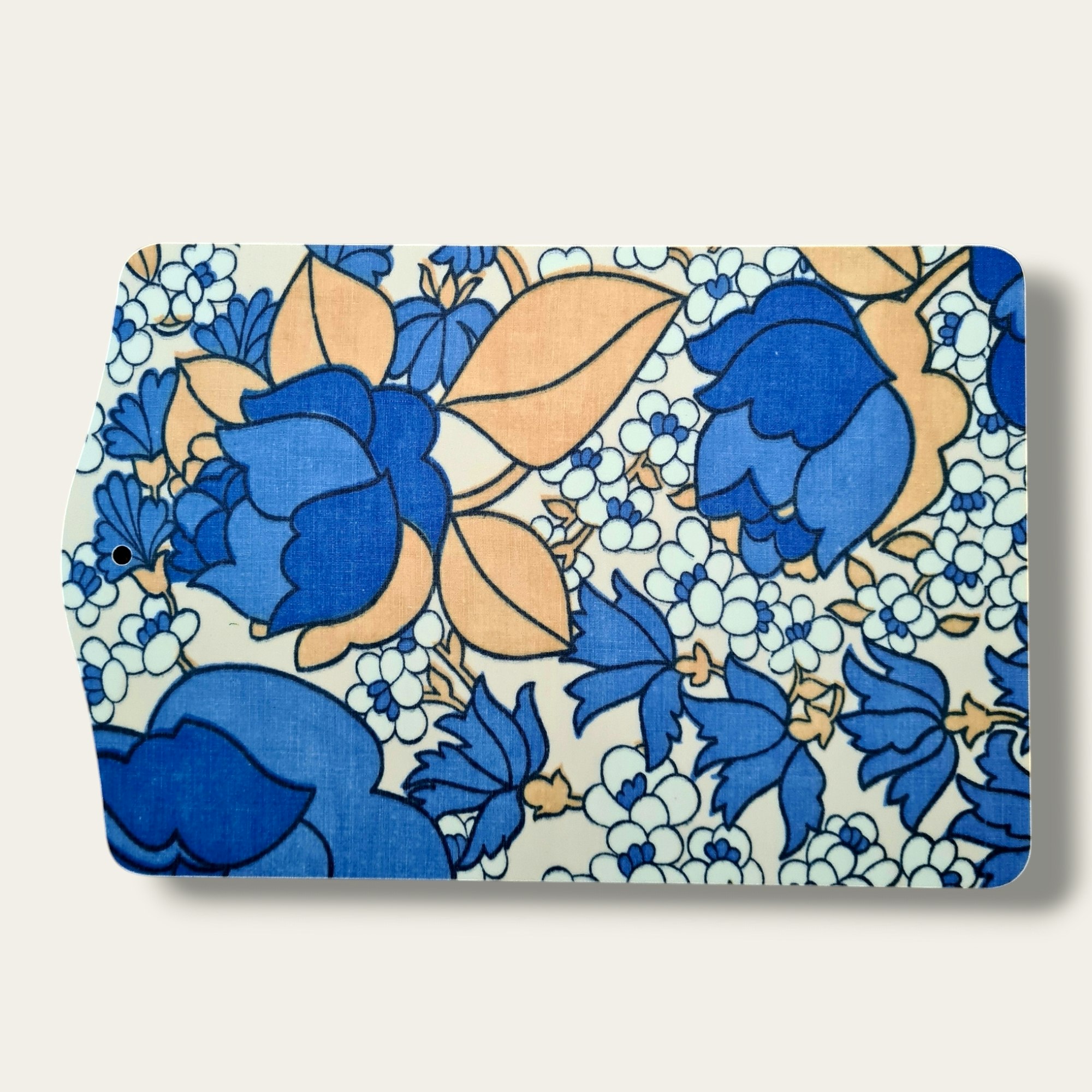 SKÄRBRÄDA Blå blommor