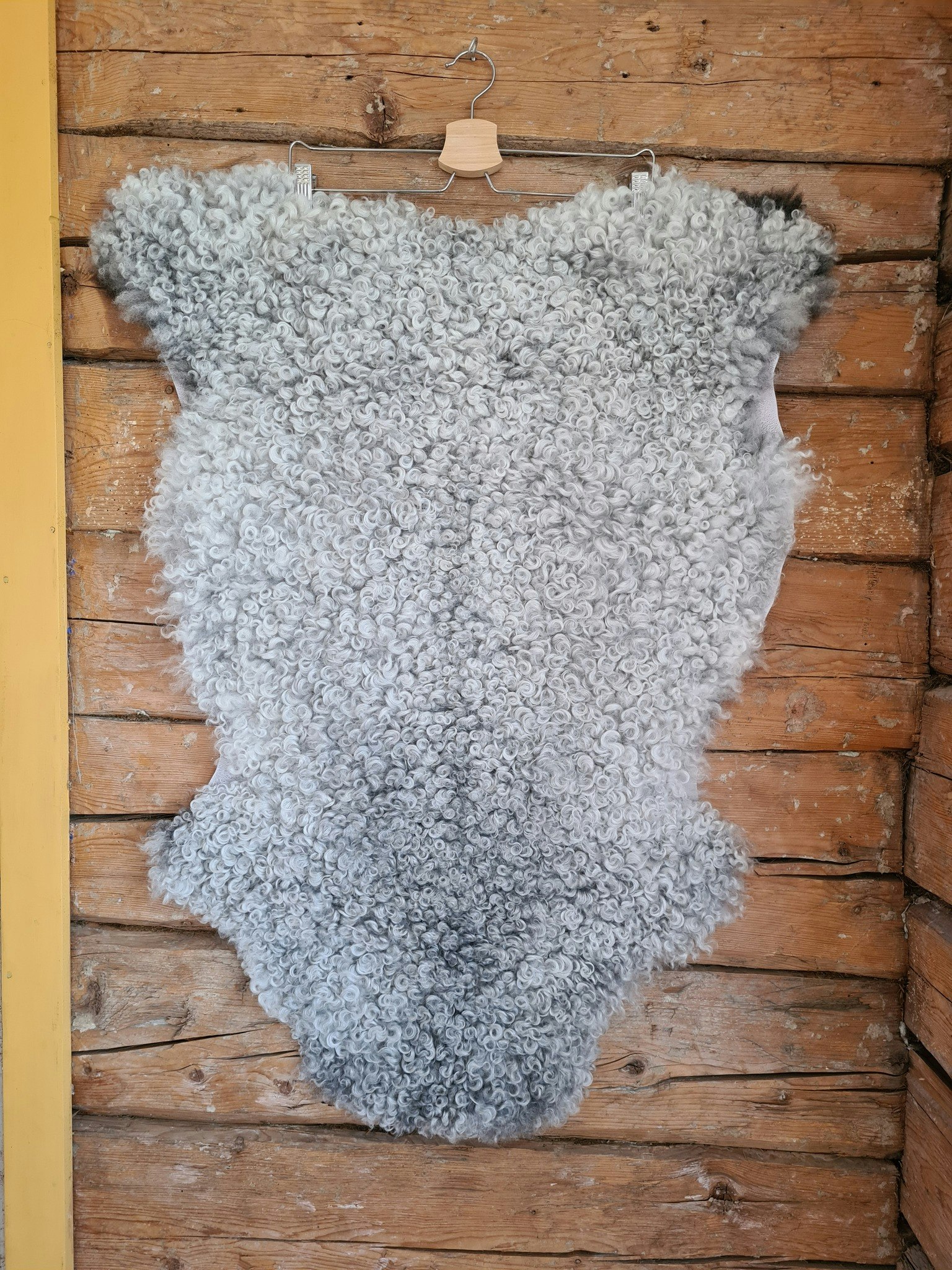 LAMMSKINN nr 15