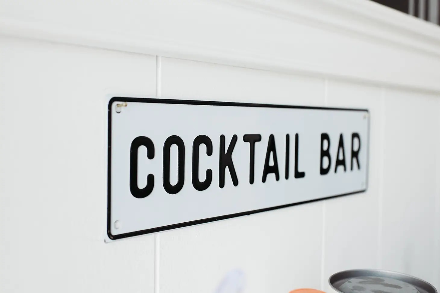 Cocktail Bar metallskylt